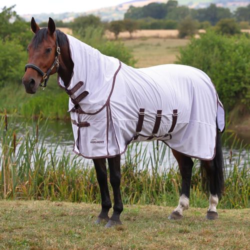 Shires Highlander Plus Fly Sheet & Neck Set - White/Black Cherry