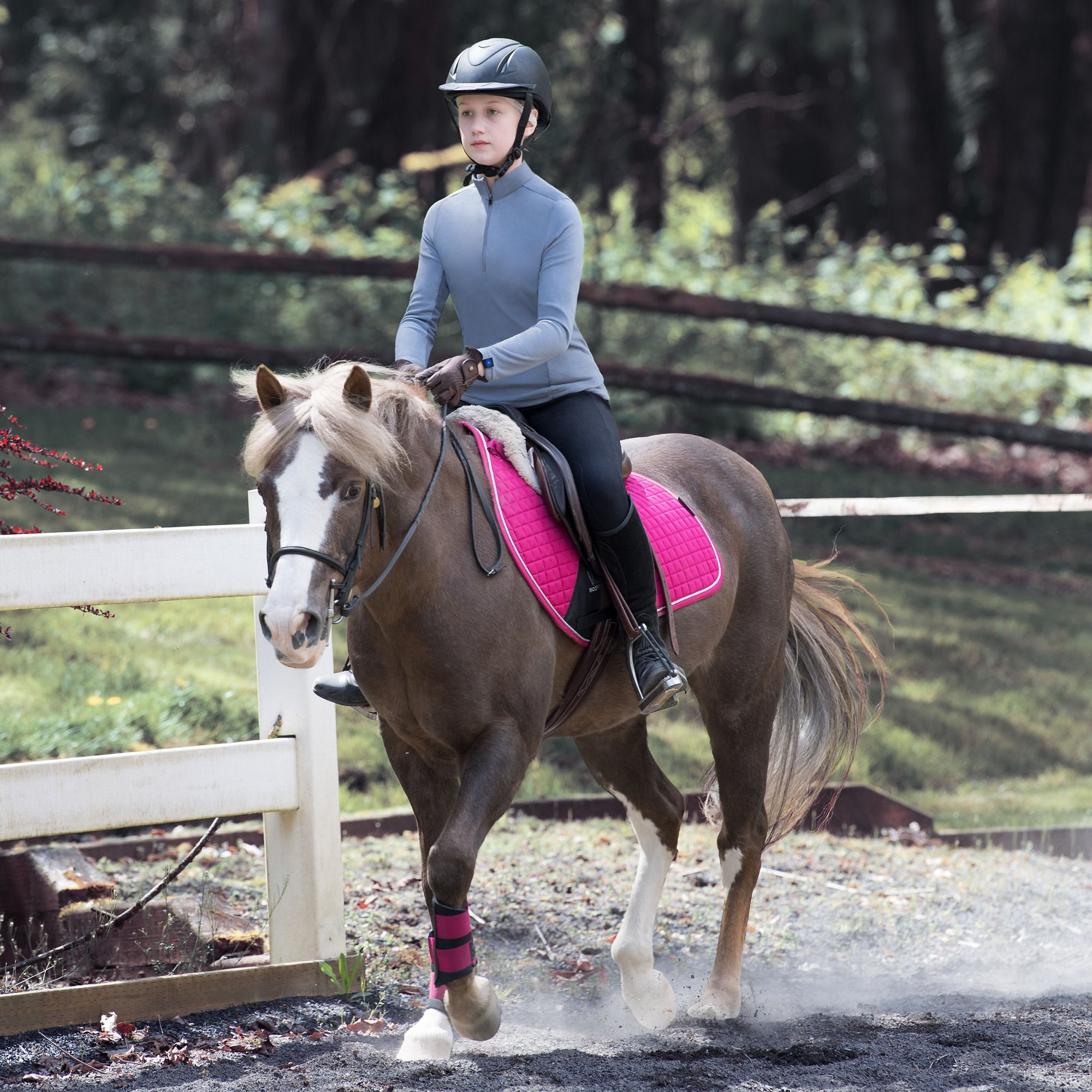 REMOVABLE PAD - White – horse & berries