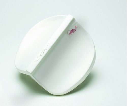Equine Innovations Cantle Riser Pad for Close Contact - White