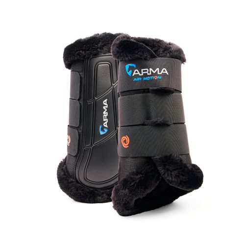 BARGAIN BARN: Shires ARMA Air Motion SupaFleece Brushing Boot - Cob - Black