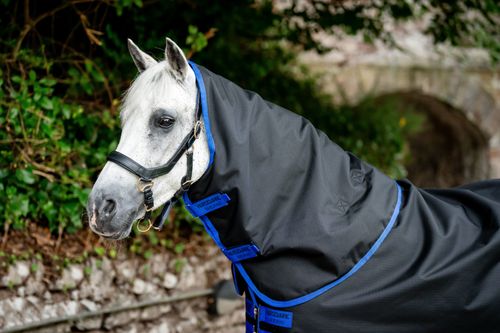 Amigo Ripstop 900D Turnout Hood 150g - Black/Classic Blue